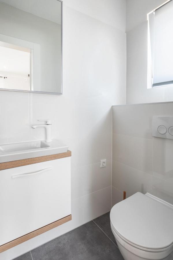 Center Apartment Golden Ray Бол Экстерьер фото