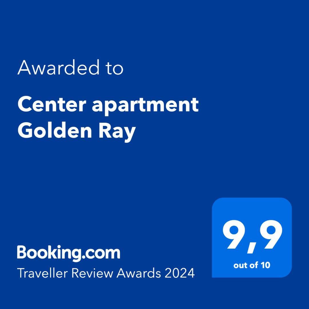 Center Apartment Golden Ray Бол Экстерьер фото